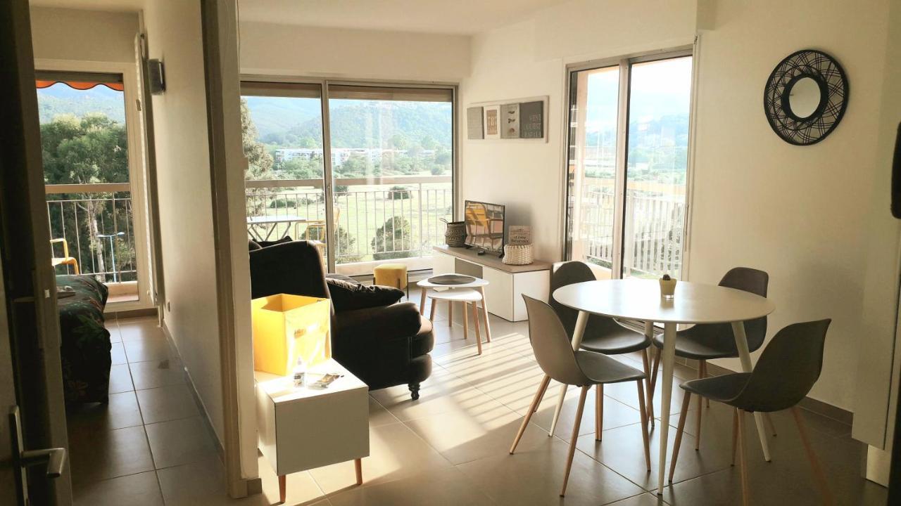 Appartement 2 Pieces Le Gorecki - Residence Du Riou De L'Argentiere A Mandelieu La Napoule, Avec Piscine, Parking Et A Proximite De Tout! Dış mekan fotoğraf
